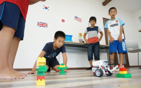 08/10 Robot Programming